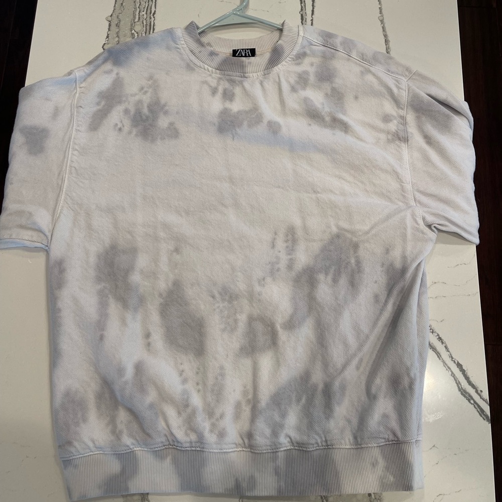 ZARA Men’s crewneck marble sweatshirt (M)
